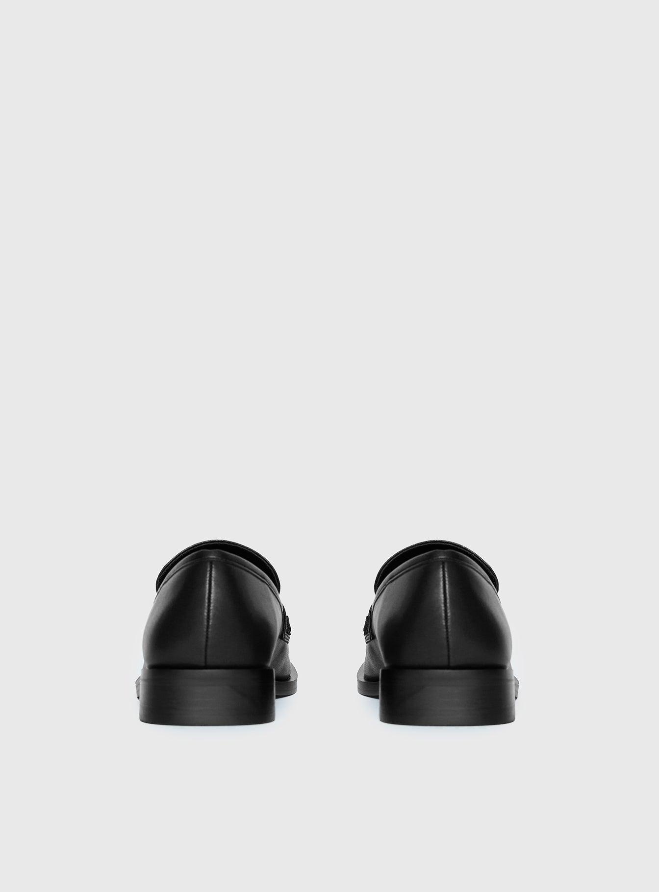Ratana Flat Loafers Black