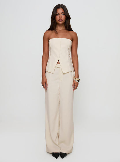 Lavish Living Strapless Top Cream
