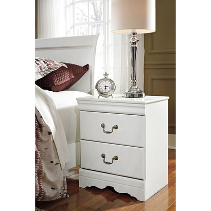 A room setting featuring Anarasia White Nightstand
