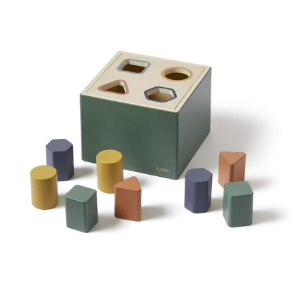 Wooden Shape Sorting box, 10 pcs, Handpainted, Green PLAY wooden-shape-sorting-box-multicolors-natural-wood  flexa-com.myshopify.com