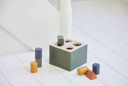 Wooden Shape Sorting box, 10 pcs, Handpainted, Green PLAY ACTIVE flexa-com.myshopify.com